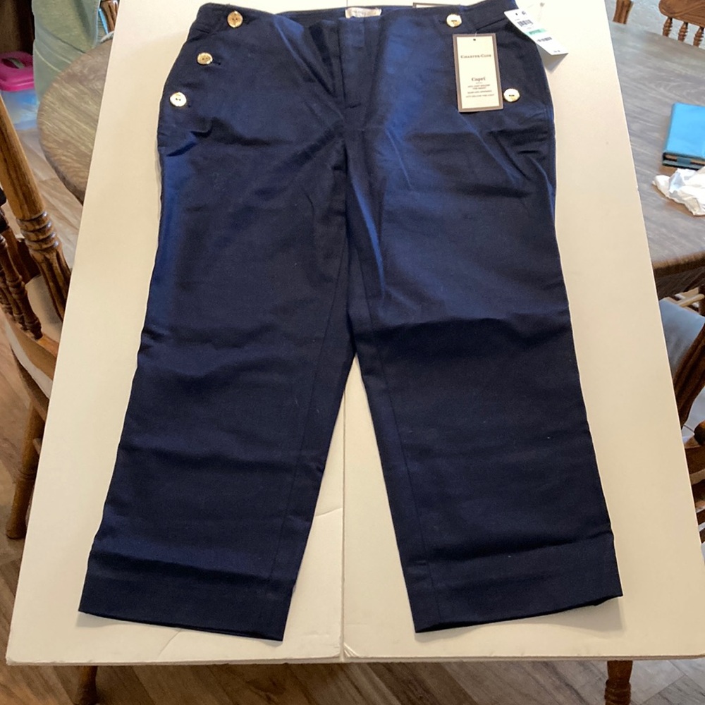 Capris navy Charter Club Sz8p NWT